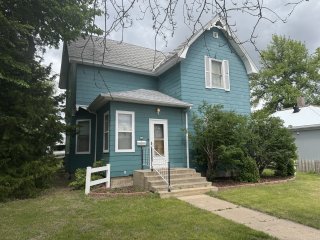 506 W 1st Street, Redfield SD